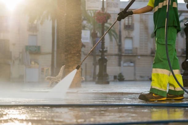 Best Pool Deck Cleaning  in Nixon, TX